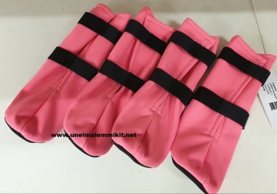 Softselltossut neonpinkki sis. 4 kpl